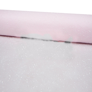 Фетр Снег 50см х9м бело-розовый 