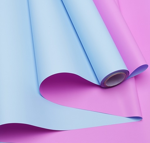 Упак. материал новая двухцв. матовая пленка, 60см*10м, голубой/ярко-розовый