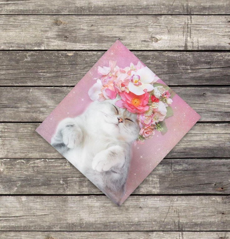 Открытка-мини "Кошка с цветами" 7 х 7 см