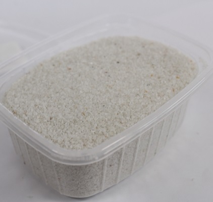 Песок цвет. белый (кварцевая крошка, фракция 0,5-1мм) 